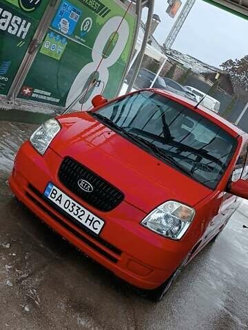 Красный Киа Пиканто, объемом двигателя 1.1 л и пробегом 126 тыс. км за 5100 $, фото 2 на Automoto.ua