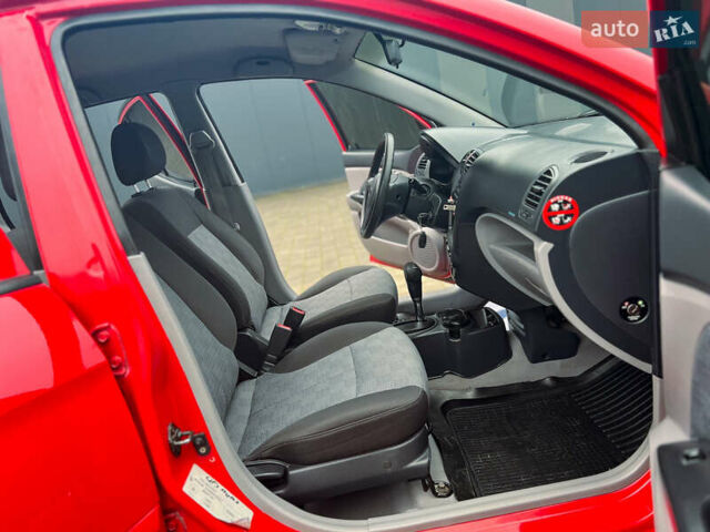 Красный Киа Пиканто, объемом двигателя 1.1 л и пробегом 138 тыс. км за 4333 $, фото 11 на Automoto.ua