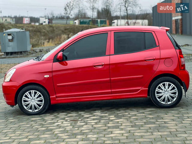 Красный Киа Пиканто, объемом двигателя 1.1 л и пробегом 138 тыс. км за 4333 $, фото 6 на Automoto.ua