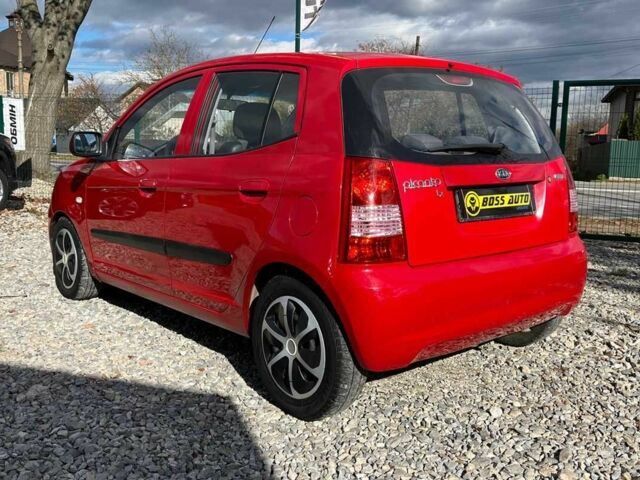 Красный Киа Пиканто, объемом двигателя 1.1 л и пробегом 188 тыс. км за 3700 $, фото 6 на Automoto.ua