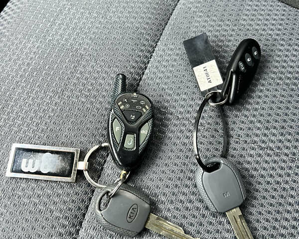 Красный Киа Пиканто, объемом двигателя 1.1 л и пробегом 119 тыс. км за 4999 $, фото 22 на Automoto.ua