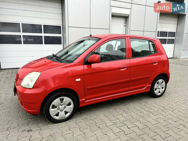 Красный Киа Пиканто, объемом двигателя 1.1 л и пробегом 119 тыс. км за 4999 $, фото 1 на Automoto.ua