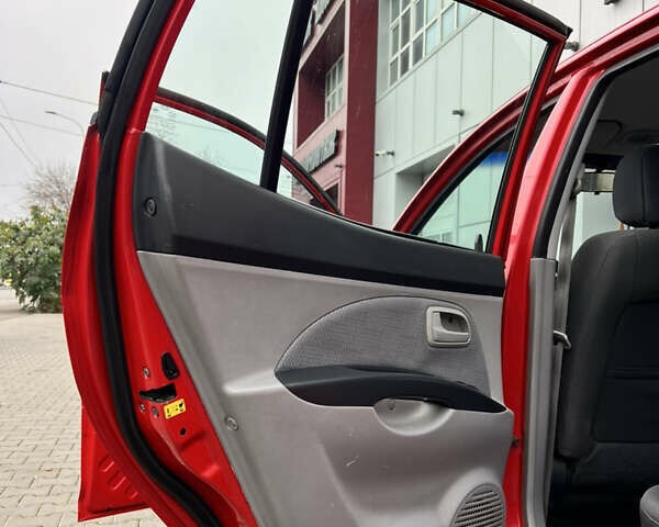 Красный Киа Пиканто, объемом двигателя 1.1 л и пробегом 119 тыс. км за 4999 $, фото 8 на Automoto.ua