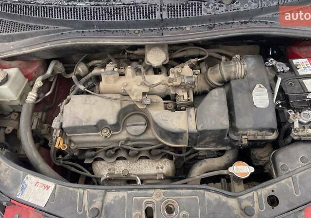 Красный Киа Пиканто, объемом двигателя 1.09 л и пробегом 130 тыс. км за 3800 $, фото 2 на Automoto.ua