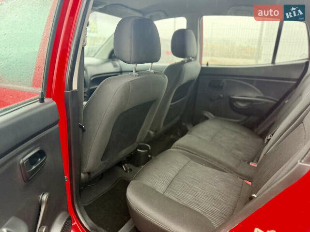 Красный Киа Пиканто, объемом двигателя 1.1 л и пробегом 142 тыс. км за 6350 $, фото 10 на Automoto.ua