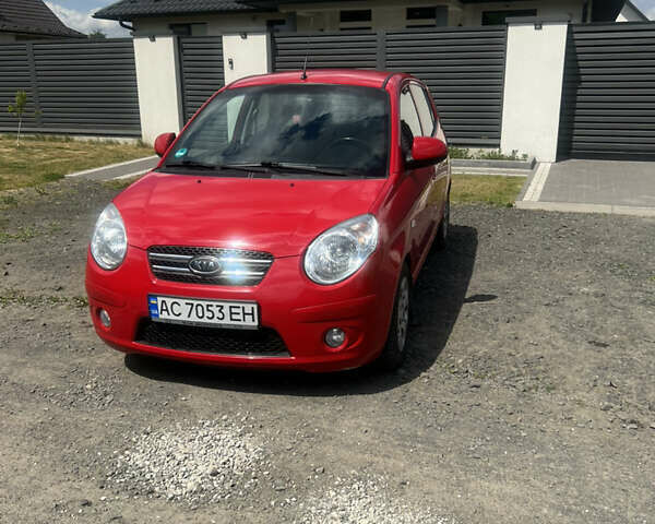 Красный Киа Пиканто, объемом двигателя 1.12 л и пробегом 162 тыс. км за 3800 $, фото 1 на Automoto.ua