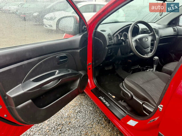 Красный Киа Пиканто, объемом двигателя 1.1 л и пробегом 142 тыс. км за 6350 $, фото 8 на Automoto.ua