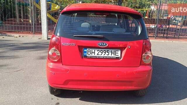 Червоний Кіа Піканто, об'ємом двигуна 1.09 л та пробігом 63 тис. км за 6000 $, фото 5 на Automoto.ua