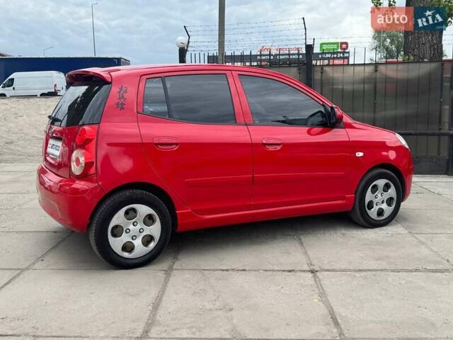 Красный Киа Пиканто, объемом двигателя 1.1 л и пробегом 104 тыс. км за 5690 $, фото 4 на Automoto.ua