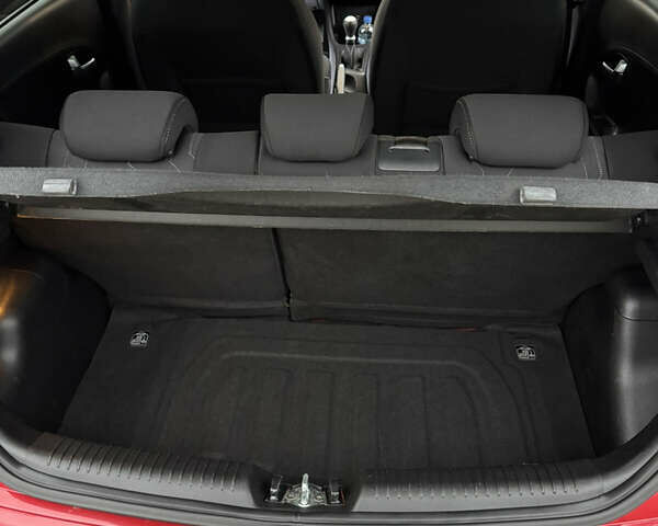 Красный Киа Пиканто, объемом двигателя 1 л и пробегом 100 тыс. км за 6200 $, фото 6 на Automoto.ua