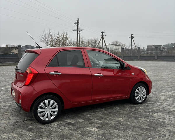 Красный Киа Пиканто, объемом двигателя 1 л и пробегом 100 тыс. км за 6200 $, фото 3 на Automoto.ua