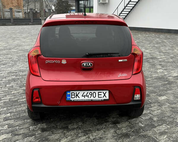 Красный Киа Пиканто, объемом двигателя 1 л и пробегом 100 тыс. км за 6200 $, фото 5 на Automoto.ua