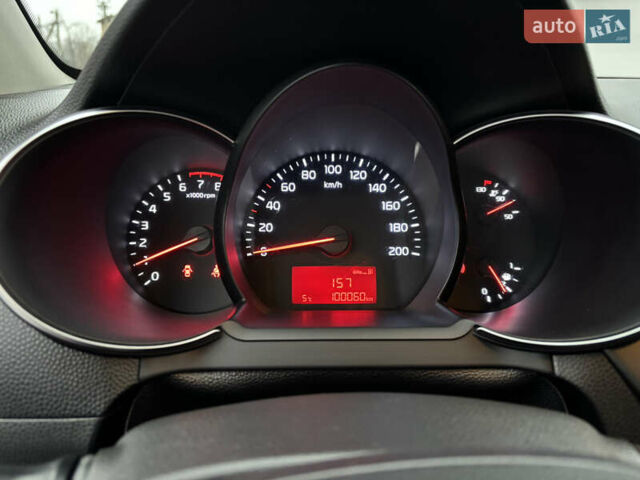 Красный Киа Пиканто, объемом двигателя 1 л и пробегом 100 тыс. км за 6200 $, фото 10 на Automoto.ua