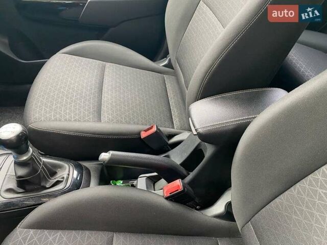 Красный Киа Пиканто, объемом двигателя 1 л и пробегом 30 тыс. км за 9500 $, фото 19 на Automoto.ua