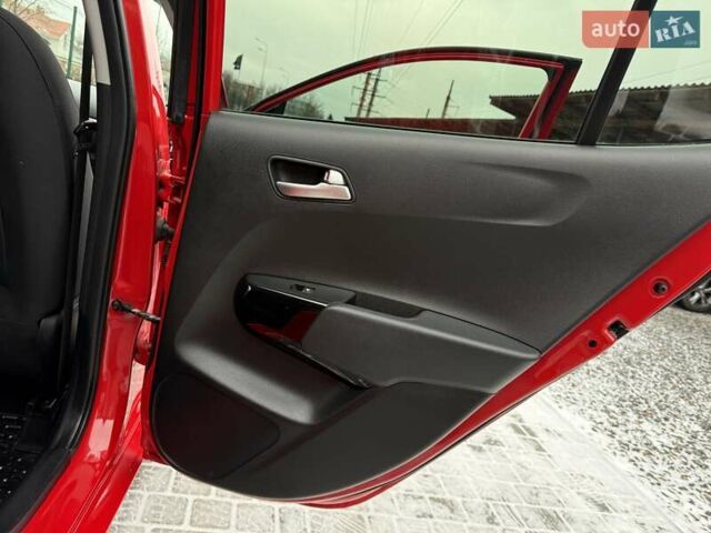 Красный Киа Пиканто, объемом двигателя 1 л и пробегом 12 тыс. км за 14700 $, фото 57 на Automoto.ua
