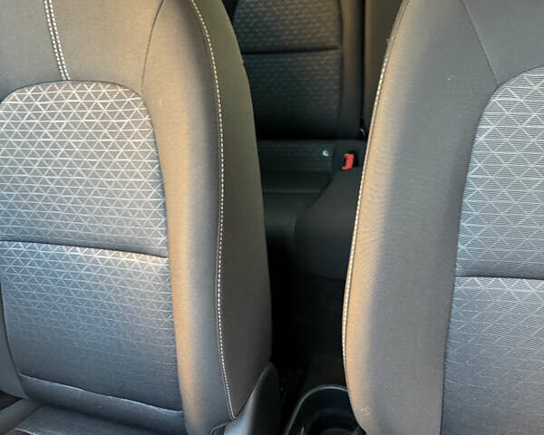 Красный Киа Пиканто, объемом двигателя 1 л и пробегом 12 тыс. км за 14768 $, фото 8 на Automoto.ua