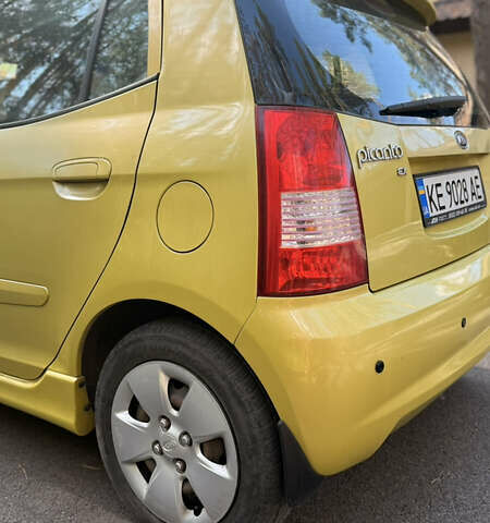 Желтый Киа Пиканто, объемом двигателя 1.09 л и пробегом 153 тыс. км за 4800 $, фото 3 на Automoto.ua