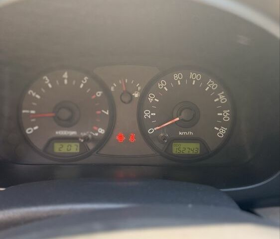 Желтый Киа Пиканто, объемом двигателя 1.1 л и пробегом 153 тыс. км за 4200 $, фото 7 на Automoto.ua