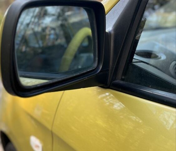 Желтый Киа Пиканто, объемом двигателя 1.1 л и пробегом 153 тыс. км за 4200 $, фото 10 на Automoto.ua