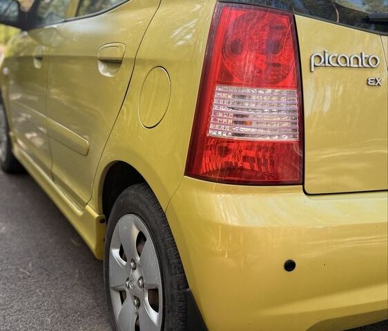 Жовтий Кіа Піканто, об'ємом двигуна 1.1 л та пробігом 153 тис. км за 4800 $, фото 9 на Automoto.ua