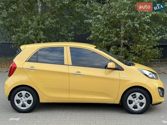 Желтый Киа Пиканто, объемом двигателя 1.25 л и пробегом 75 тыс. км за 9700 $, фото 6 на Automoto.ua