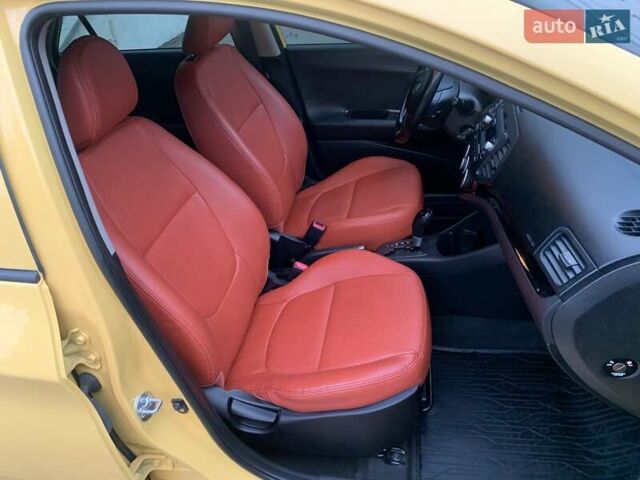 Желтый Киа Пиканто, объемом двигателя 1.25 л и пробегом 75 тыс. км за 9700 $, фото 43 на Automoto.ua