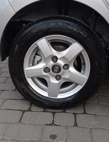 Сірий Кіа Піканто, об'ємом двигуна 1.1 л та пробігом 94 тис. км за 6300 $, фото 43 на Automoto.ua