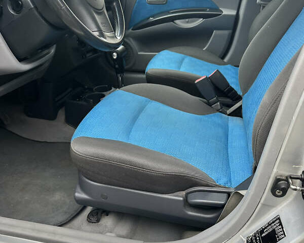 Серый Киа Пиканто, объемом двигателя 1.09 л и пробегом 188 тыс. км за 3550 $, фото 13 на Automoto.ua