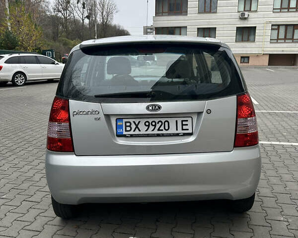 Серый Киа Пиканто, объемом двигателя 1.09 л и пробегом 188 тыс. км за 3550 $, фото 3 на Automoto.ua