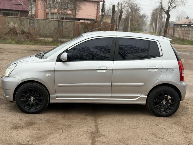 Сірий Кіа Піканто, об'ємом двигуна 1.1 л та пробігом 141 тис. км за 4950 $, фото 4 на Automoto.ua