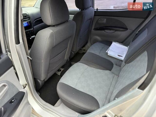 Серый Киа Пиканто, объемом двигателя 1.1 л и пробегом 145 тыс. км за 4950 $, фото 25 на Automoto.ua