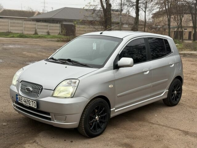 Сірий Кіа Піканто, об'ємом двигуна 1.1 л та пробігом 141 тис. км за 4950 $, фото 1 на Automoto.ua