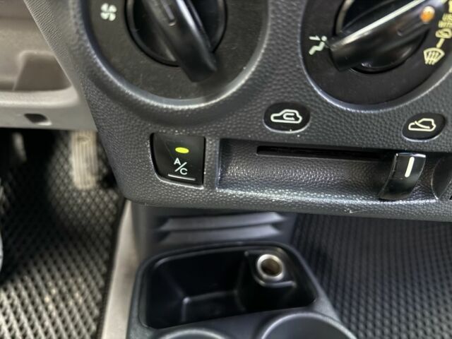 Сірий Кіа Піканто, об'ємом двигуна 1.1 л та пробігом 141 тис. км за 4950 $, фото 13 на Automoto.ua