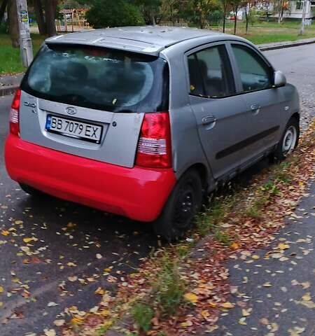 Сірий Кіа Піканто, об'ємом двигуна 1 л та пробігом 200 тис. км за 2700 $, фото 3 на Automoto.ua