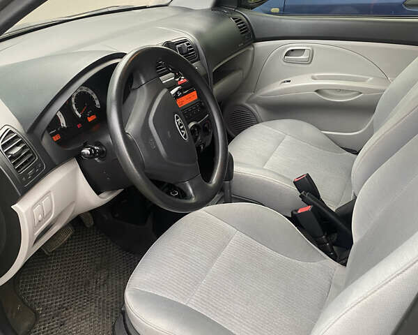 Серый Киа Пиканто, объемом двигателя 1.09 л и пробегом 91 тыс. км за 5800 $, фото 7 на Automoto.ua