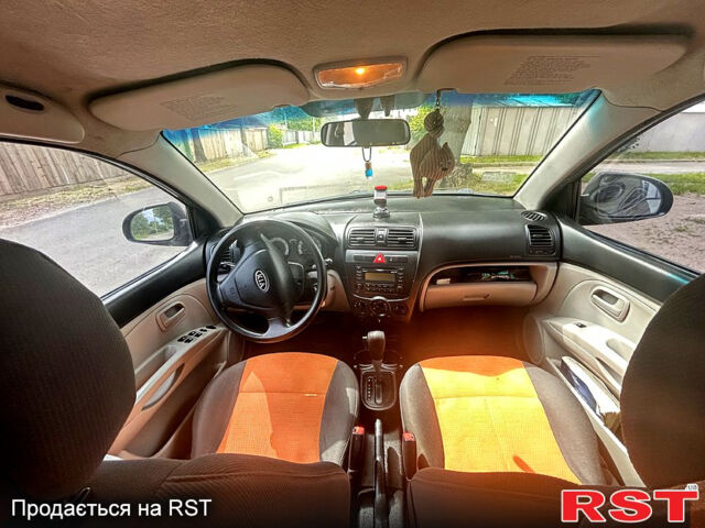 Сірий Кіа Піканто, об'ємом двигуна 1.1 л та пробігом 241 тис. км за 5000 $, фото 4 на Automoto.ua