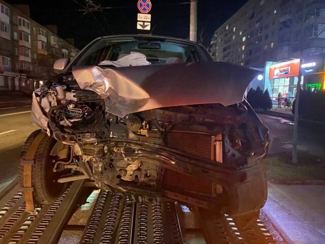 Сірий Кіа Піканто, об'ємом двигуна 0 л та пробігом 110 тис. км за 3333 $, фото 1 на Automoto.ua