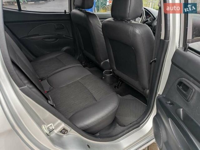 Серый Киа Пиканто, объемом двигателя 1.1 л и пробегом 167 тыс. км за 5600 $, фото 8 на Automoto.ua