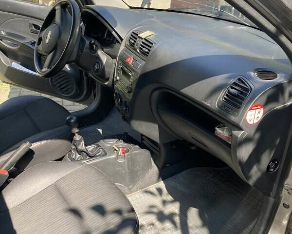 Серый Киа Пиканто, объемом двигателя 0 л и пробегом 64 тыс. км за 5300 $, фото 4 на Automoto.ua