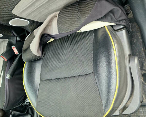 Сірий Кіа Піканто, об'ємом двигуна 1.09 л та пробігом 128 тис. км за 5000 $, фото 8 на Automoto.ua