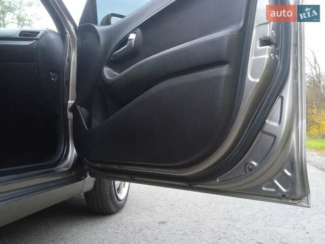 Серый Киа Пиканто, объемом двигателя 1 л и пробегом 110 тыс. км за 6200 $, фото 39 на Automoto.ua