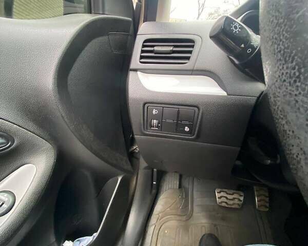 Сірий Кіа Піканто, об'ємом двигуна 1.09 л та пробігом 85 тис. км за 8200 $, фото 7 на Automoto.ua