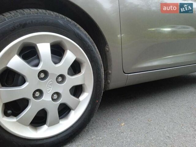 Серый Киа Пиканто, объемом двигателя 1 л и пробегом 110 тыс. км за 6200 $, фото 19 на Automoto.ua