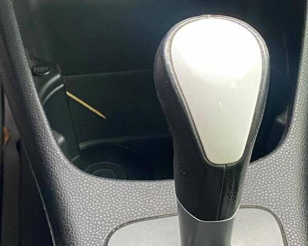 Сірий Кіа Піканто, об'ємом двигуна 1.09 л та пробігом 85 тис. км за 8200 $, фото 9 на Automoto.ua