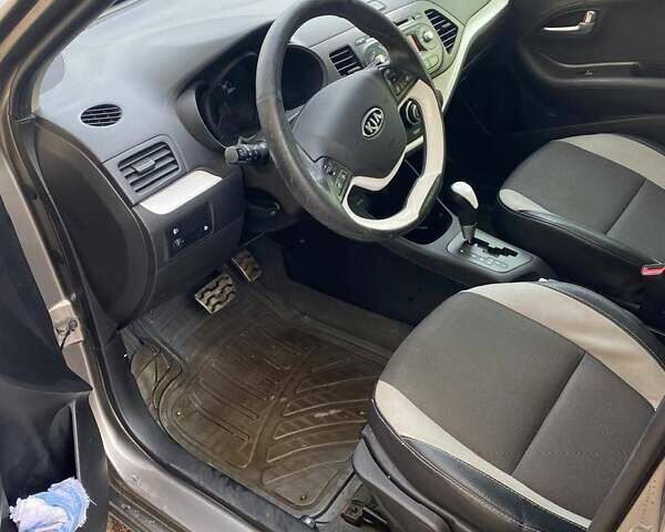 Сірий Кіа Піканто, об'ємом двигуна 1.09 л та пробігом 85 тис. км за 8200 $, фото 5 на Automoto.ua