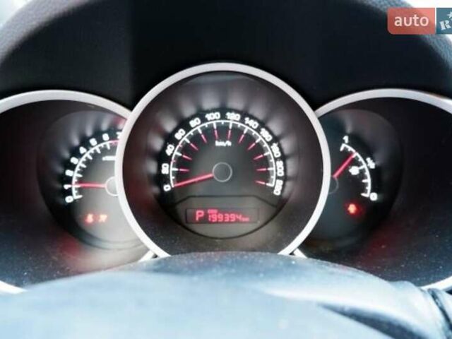 Серый Киа Пиканто, объемом двигателя 1.6 л и пробегом 199 тыс. км за 5350 $, фото 10 на Automoto.ua