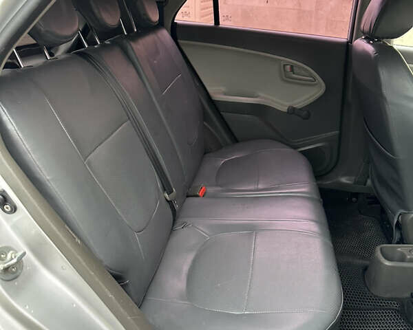 Серый Киа Пиканто, объемом двигателя 1 л и пробегом 114 тыс. км за 7400 $, фото 34 на Automoto.ua