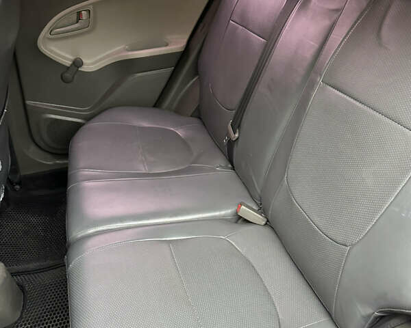 Серый Киа Пиканто, объемом двигателя 1 л и пробегом 114 тыс. км за 7400 $, фото 35 на Automoto.ua