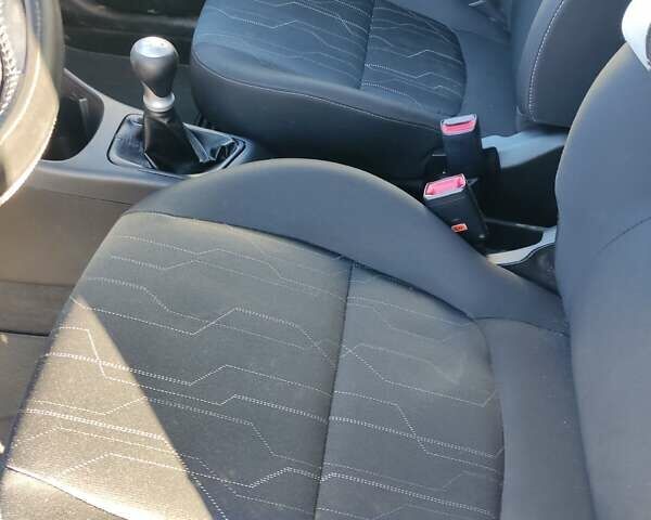 Киа Пиканто 2014 в Черновцах на Automoto.ua Серый Киа Пиканто, объемом двигателя 1 л и пробегом 178 тыс. км за 7700 $, фото 11 на Automoto.ua