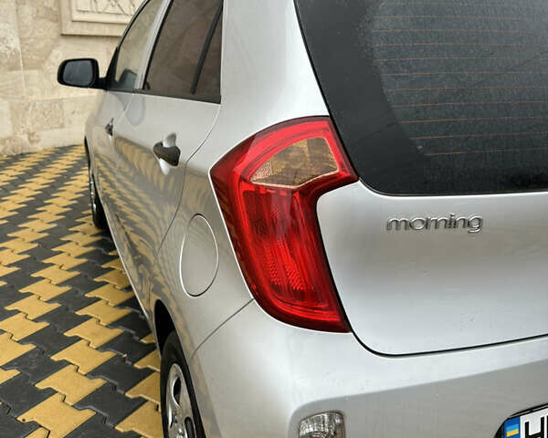 Серый Киа Пиканто, объемом двигателя 1 л и пробегом 114 тыс. км за 7400 $, фото 20 на Automoto.ua